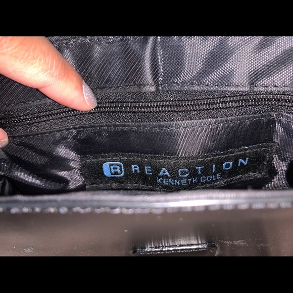 Kenneth Cole Reaction all Black Mini Bag with Keychain Y2K chic College gno cute - Picture 5 of 7